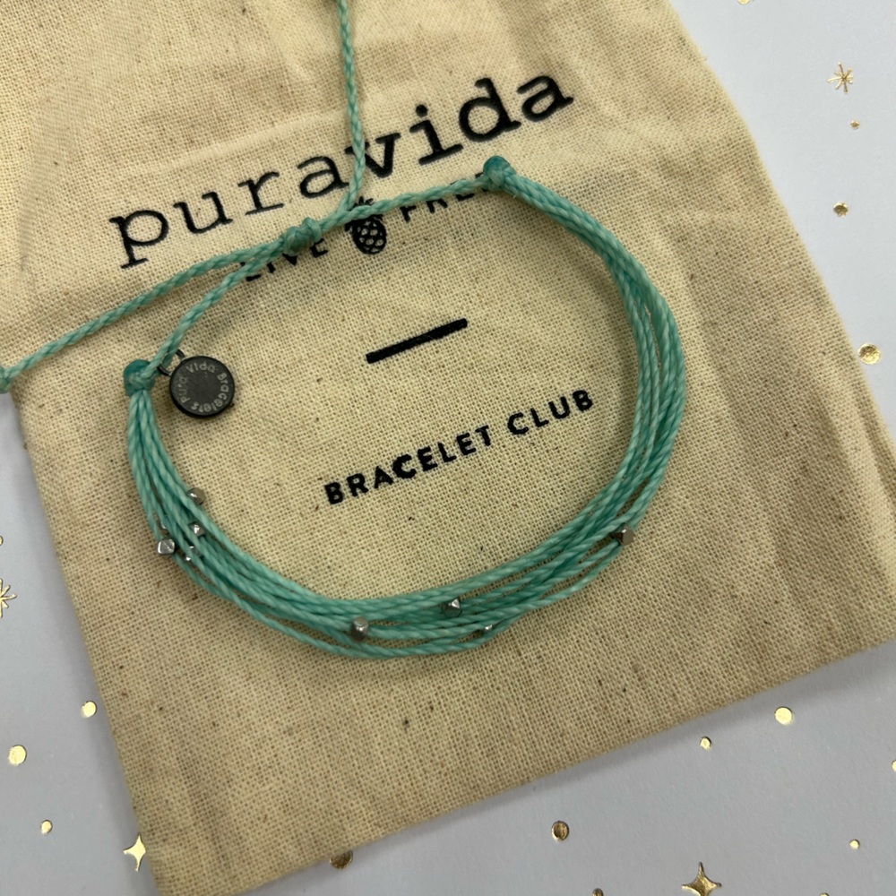 Pura Vida exclusive club bracelet never worn brand new! Waterproof and durable!